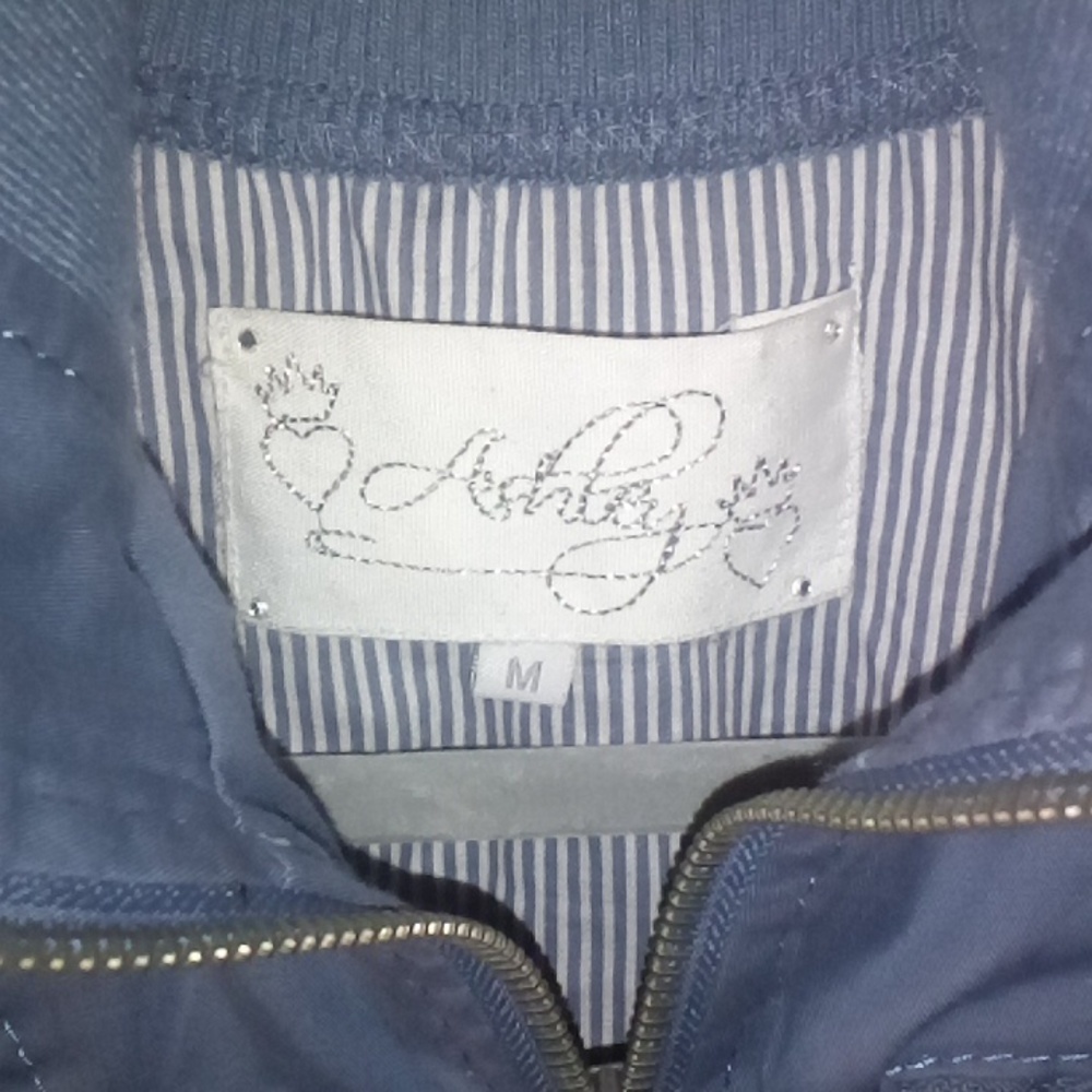 Jacket - Picture 2 of 4